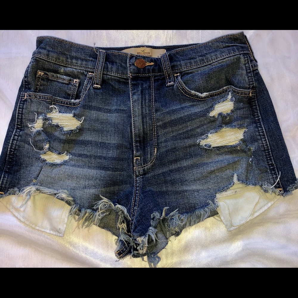 Women’s Hollister Vintage high rise shorts